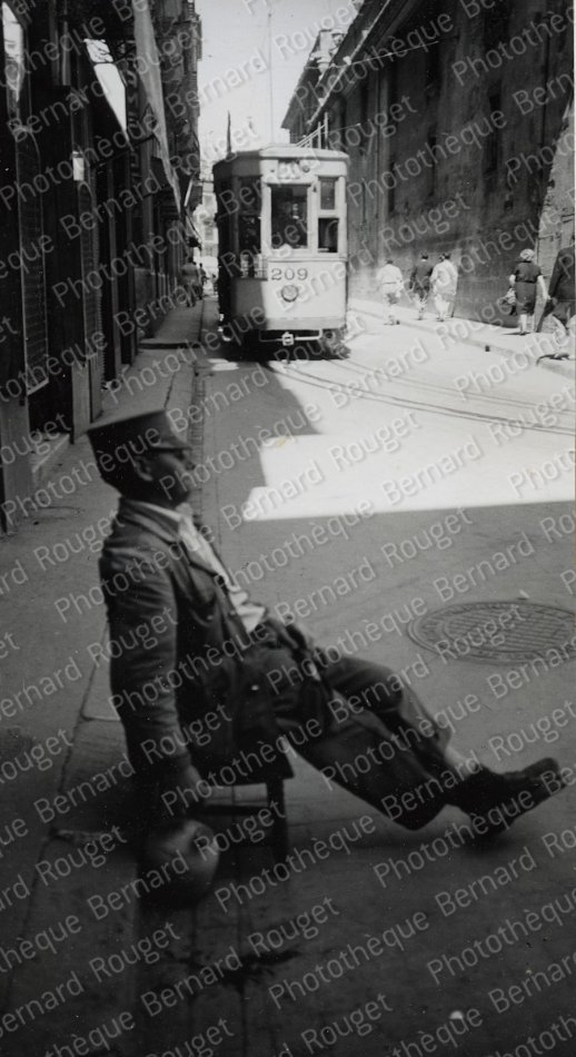 Valence Photothèque Bernard Rouget / © ADAGP Paris