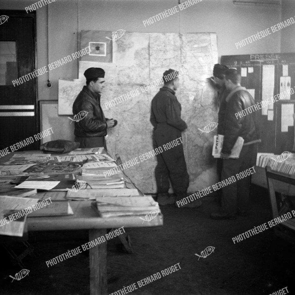 F250 Salle de renseignements, GB 1/32 "Bourgogne". MARAUDERS B26 FRANÇAIS 1944