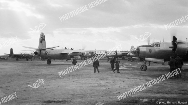 Marc Chagall à Vence Marauder B26 français, Bron 1944