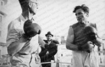 Marcel Cerdan avec son manager Lucien Roupp à Casablanca. Marcel Cerdan avec son manager Lucien Roupp à Casablanca.