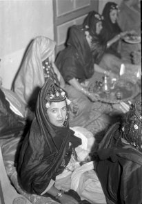 Danseuse Guedra, Guelmin, 1953.