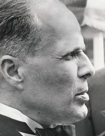 B32677 Habib Bourguiba, Président de la Tunisie,